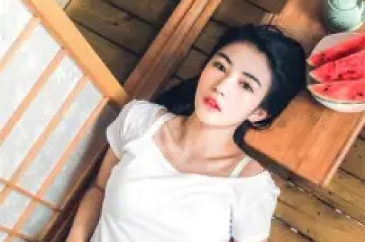 网红直播卖惨翻车虚假深情割韭菜这出戏演砸了！