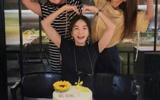 傻白甜被公鸭嗓潜规则！厂花欺负高级脸女星！